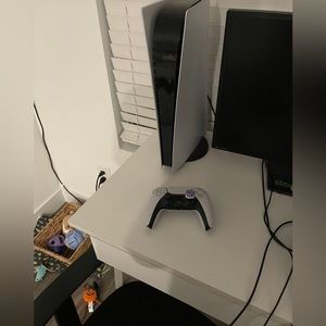 Brand new set of PS5